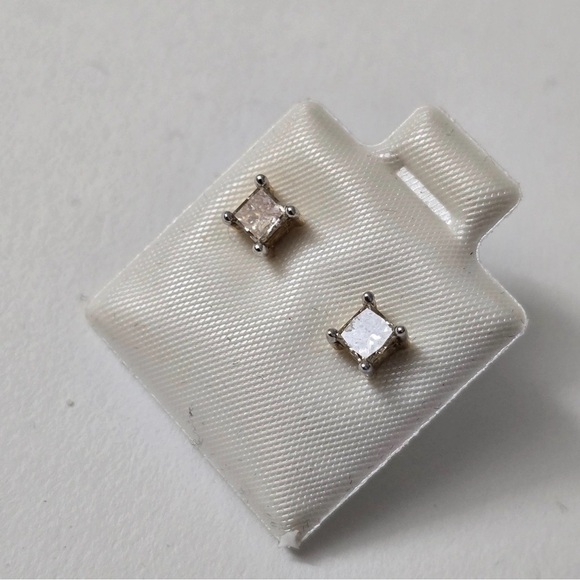 14K Gold Champagne Diamond Stud Earrings – Natural Diamonds / Price is Firm. - Picture 7 of 8